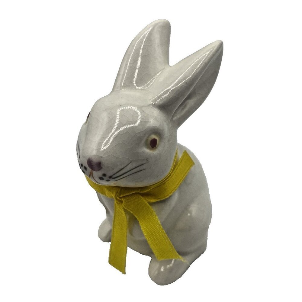 Vintage Takahashi White Ceramic Bunny Rabbit Figurine Japan 3.75 " Pink Eyes
